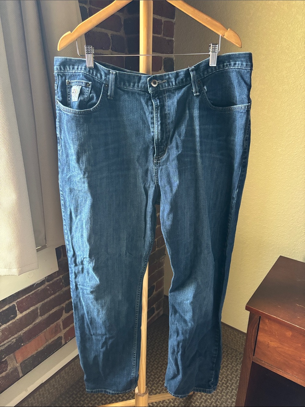 Cinch Dark Blue Embroidered Waistband Jeans Size 42x32